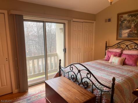 6 Buchanon Court West Orange NJ 07052