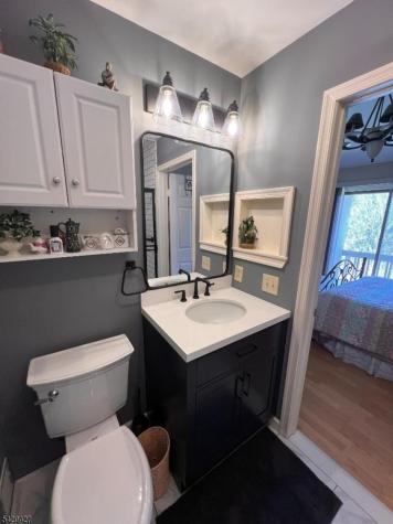 6 Buchanon Court West Orange NJ 07052