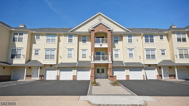 2304 Courtney Lane Franklin NJ 08873