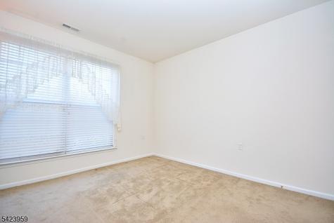 2304 Courtney Lane Franklin NJ 08873