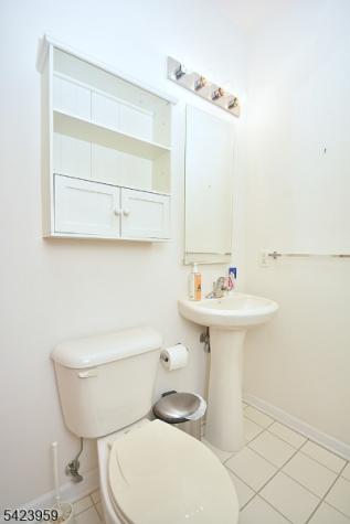 2304 Courtney Lane Franklin NJ 08873