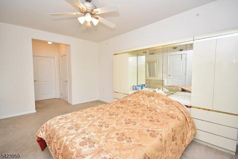 2304 Courtney Lane Franklin NJ 08873