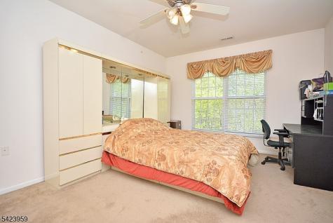 2304 Courtney Lane Franklin NJ 08873