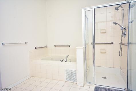 2304 Courtney Lane Franklin NJ 08873