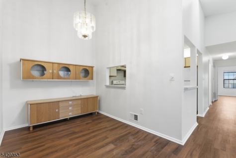48 Taylor Drive Franklin NJ 08823