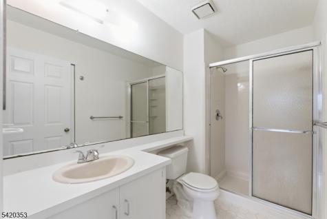 48 Taylor Drive Franklin NJ 08823