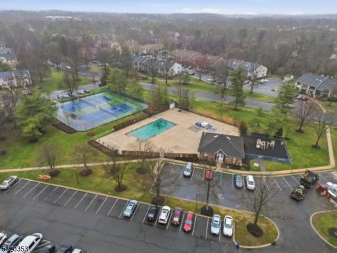 48 Taylor Drive Franklin NJ 08823
