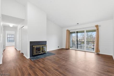 48 Taylor Drive Franklin NJ 08823
