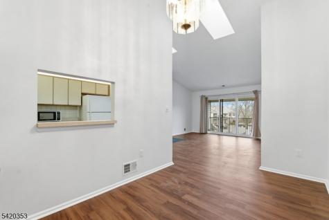 48 Taylor Drive Franklin NJ 08823
