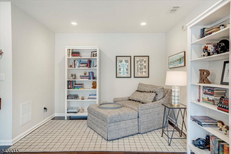 10 Fillmore Drive Morris NJ 07960