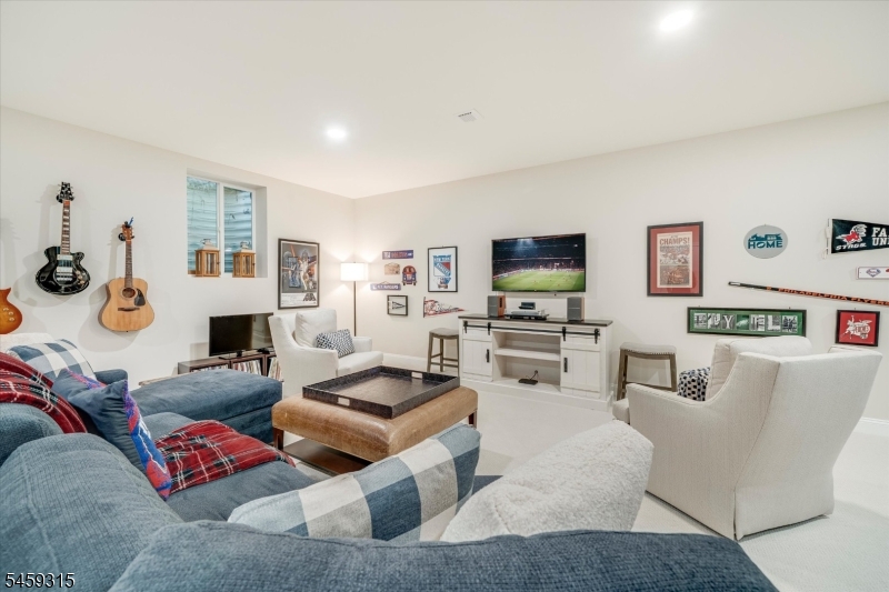 10 Fillmore Drive Morris NJ 07960
