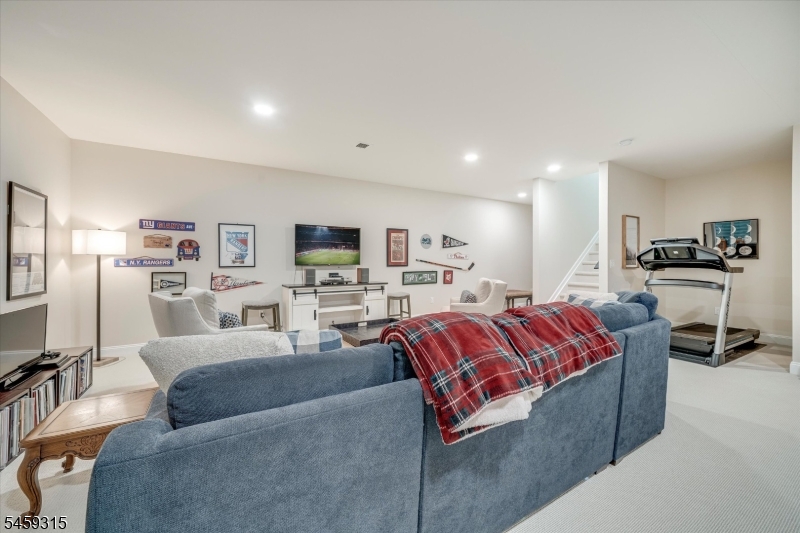 10 Fillmore Drive Morris NJ 07960
