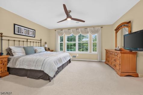 2 Shackamaxon Terrace Clinton NJ 08801