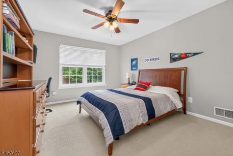 2 Shackamaxon Terrace Clinton NJ 08801