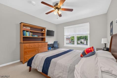 2 Shackamaxon Terrace Clinton NJ 08801