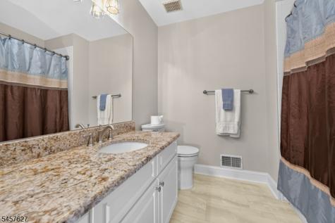 2 Shackamaxon Terrace Clinton NJ 08801