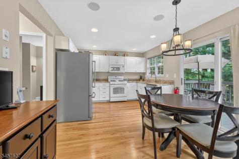 2 Shackamaxon Terrace Clinton NJ 08801