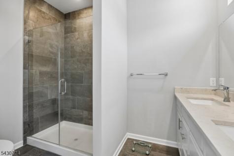 10 Cortland Court Livingston NJ 07039