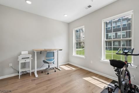 10 Cortland Court Livingston NJ 07039