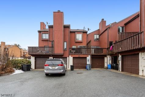 40 Bennington Square Washington NJ 07840