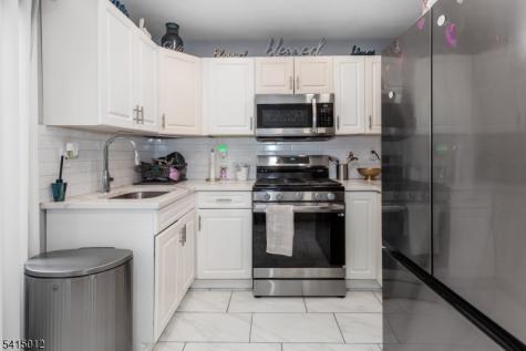40 Bennington Square Washington NJ 07840