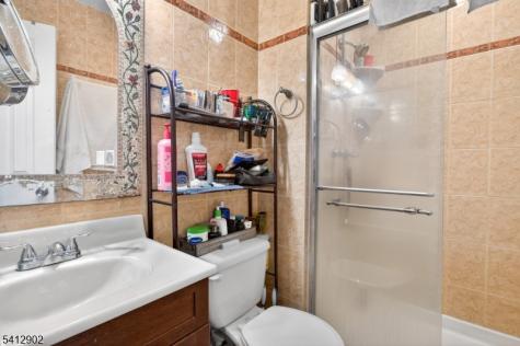 9 Kingsberry Drive Franklin NJ 08873