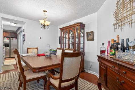 9 Kingsberry Drive Franklin NJ 08873
