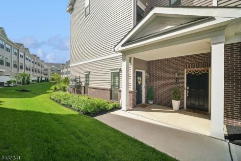42 Harvest Way Little Falls NJ 07424