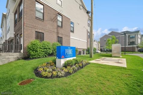 42 Harvest Way Little Falls NJ 07424