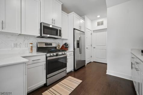 42 Harvest Way Little Falls NJ 07424