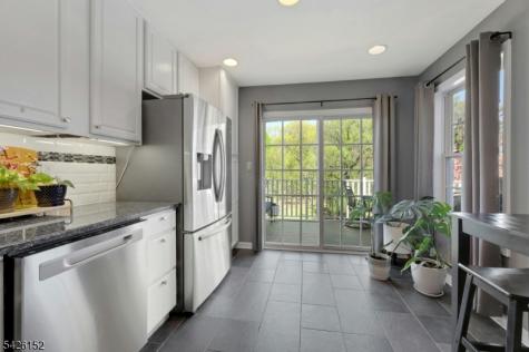 80 Magnolia Way North Haledon NJ 07508