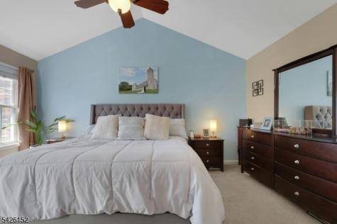 80 Magnolia Way North Haledon NJ 07508