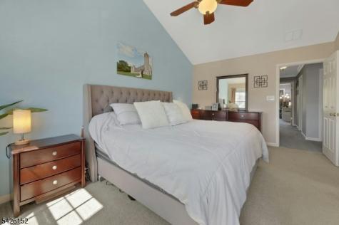 80 Magnolia Way North Haledon NJ 07508