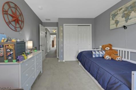 80 Magnolia Way North Haledon NJ 07508