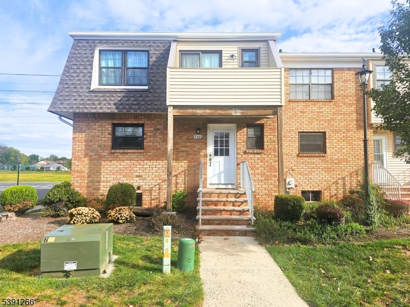 2301 Trafalgar Square Hillsborough NJ 08844