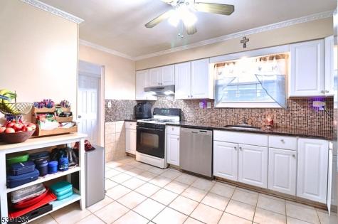 2301 Trafalgar Square Hillsborough NJ 08844