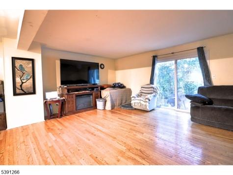 2301 Trafalgar Square Hillsborough NJ 08844
