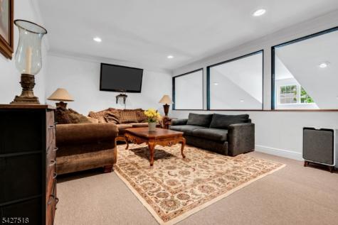 6 William Martin Way Flemington NJ 08822