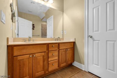 6 William Martin Way Flemington NJ 08822