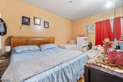 122 Remsen Avenue New Brunswick NJ 08901
