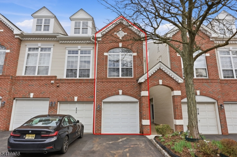 212 Swanstrom Place Union NJ 07083
