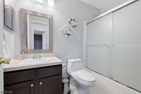 212 Swanstrom Place Union NJ 07083