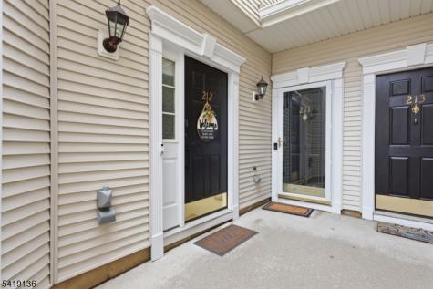 212 Swanstrom Place Union NJ 07083