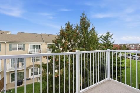 212 Swanstrom Place Union NJ 07083