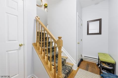 212 Swanstrom Place Union NJ 07083