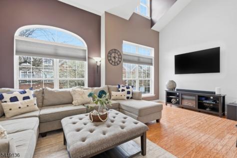 212 Swanstrom Place Union NJ 07083
