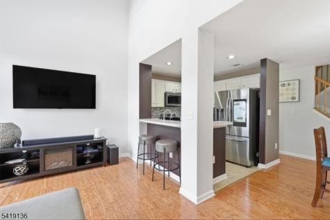 212 Swanstrom Place Union NJ 07083