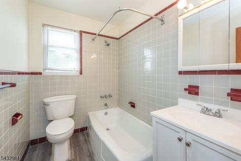 284 Claremont Avenue Verona NJ 07044