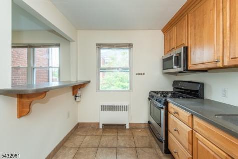 284 Claremont Avenue Verona NJ 07044