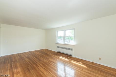 284 Claremont Avenue Verona NJ 07044